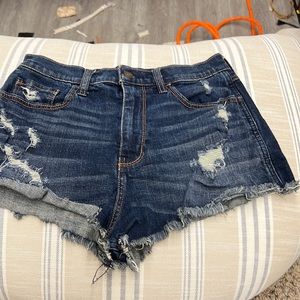 Hollister short